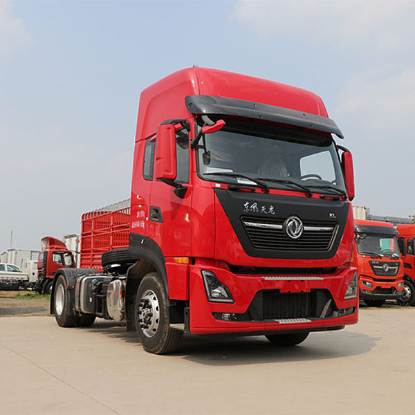 جرار DONGFENG KL للشاحنات الثقيلة بقدرة 465 حصانًا ودفع 4×2