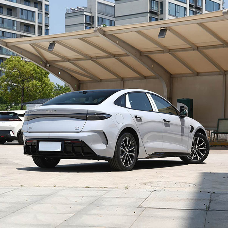 BYD Seal موديل 2025 بمدى 510KM