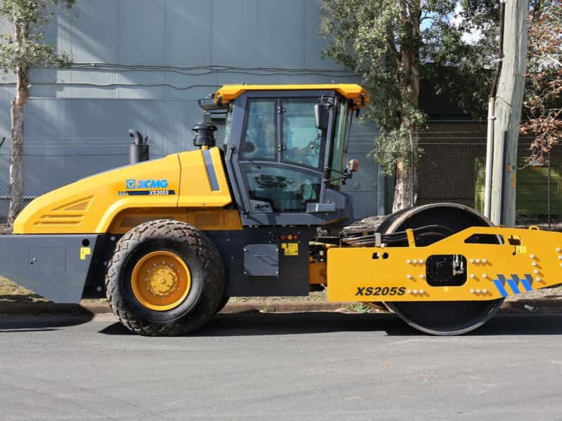 Compacteur routier XCMG XS205S neuf