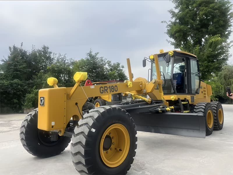 Motoniveladora XCMG GR180 nueva