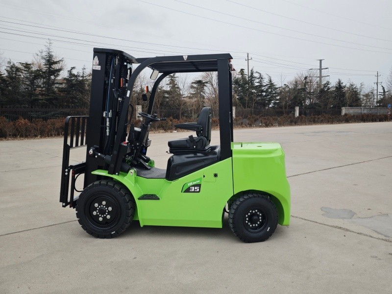 CPD35E Forklift