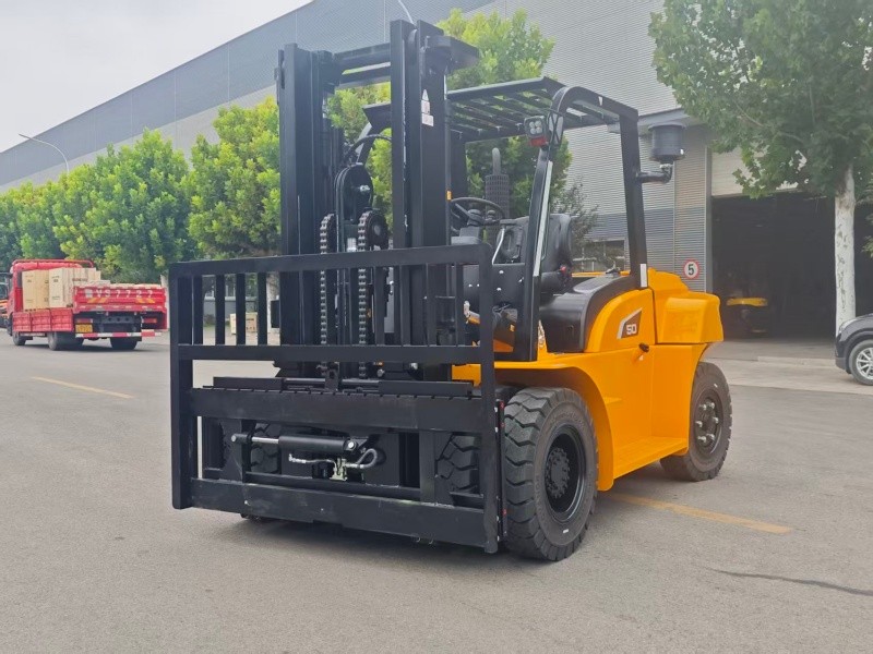CPCD60 Forklift