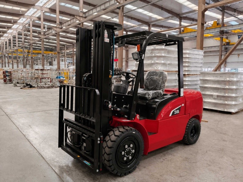 CPC(D)38 Forklift