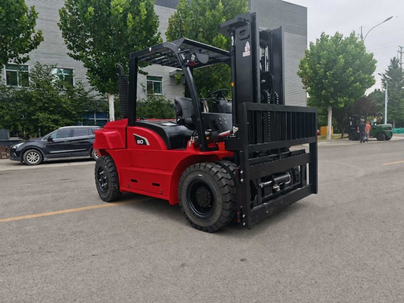CPCD80 Forklift