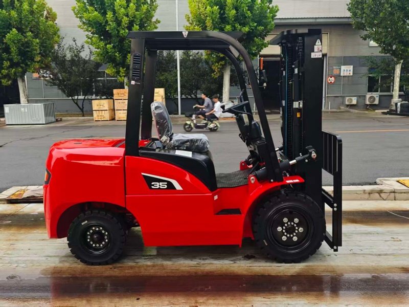 CPC(D)35 Forklift
