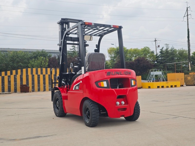 CPC(D)25 Forklift