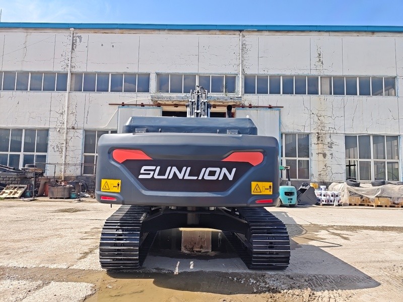 SL260 Excavator