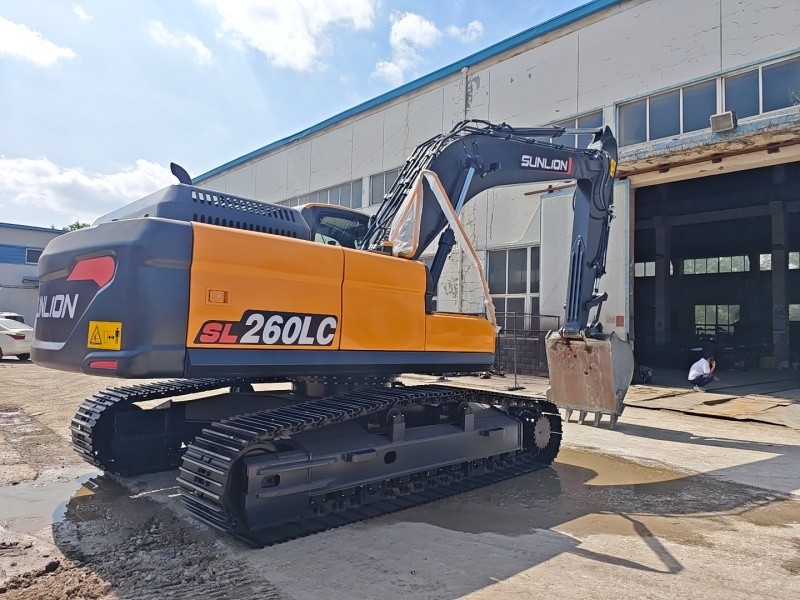SL260 Excavator
