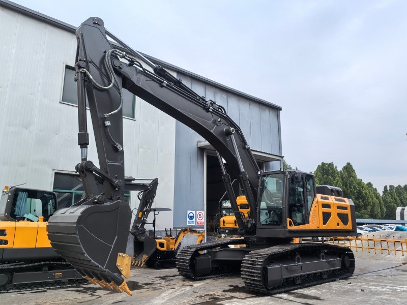 SL380 Excavator