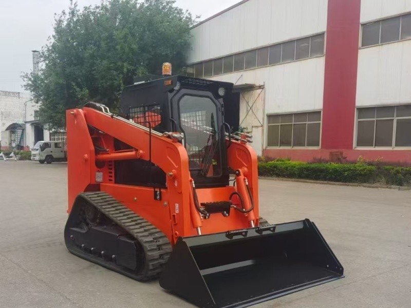 T100 skid steer loader-1 T100 Skid steer loaders