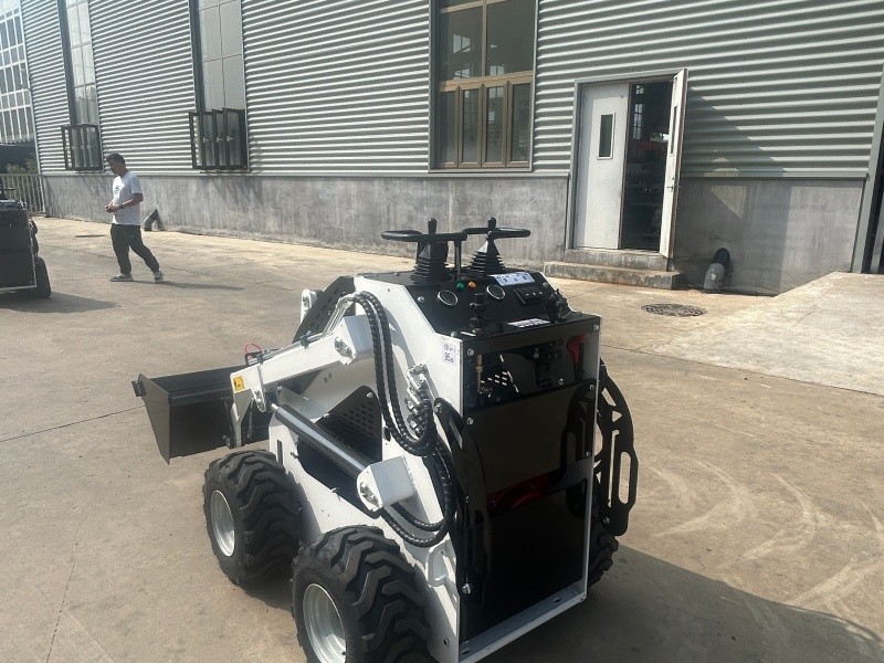 S360 skid steer loader-3 S360 Skid steer loaders