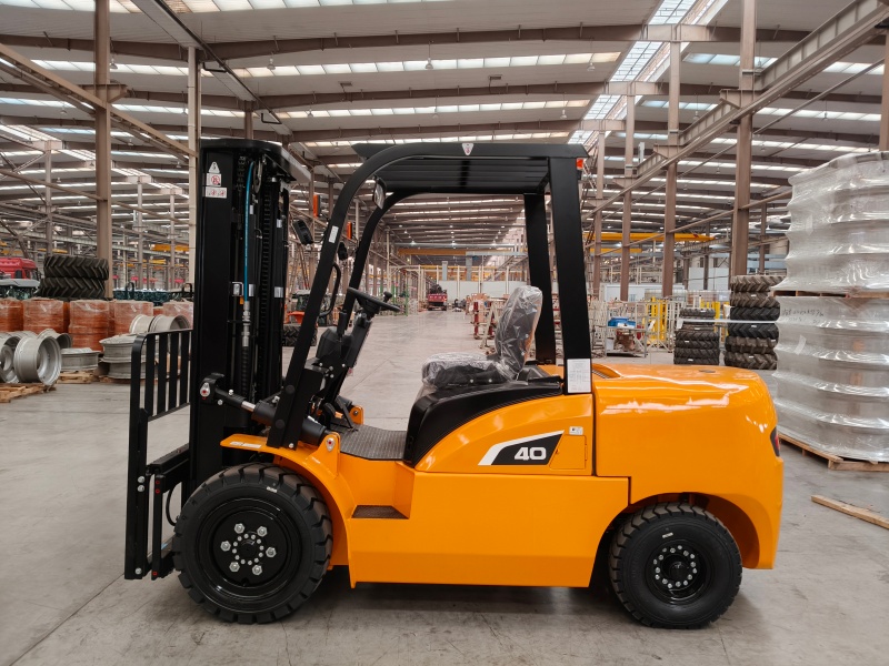 CPC(D)40 Forklift
