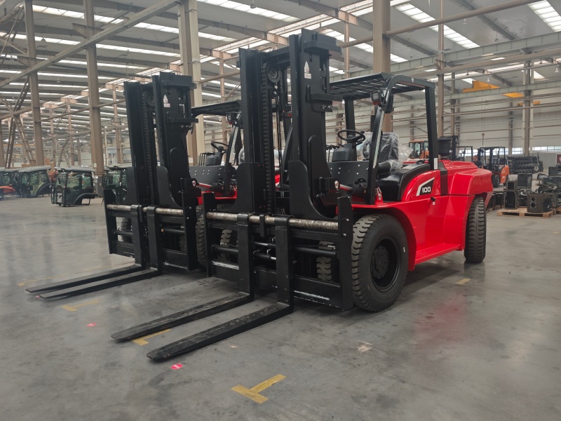 CPCD100 Forklift