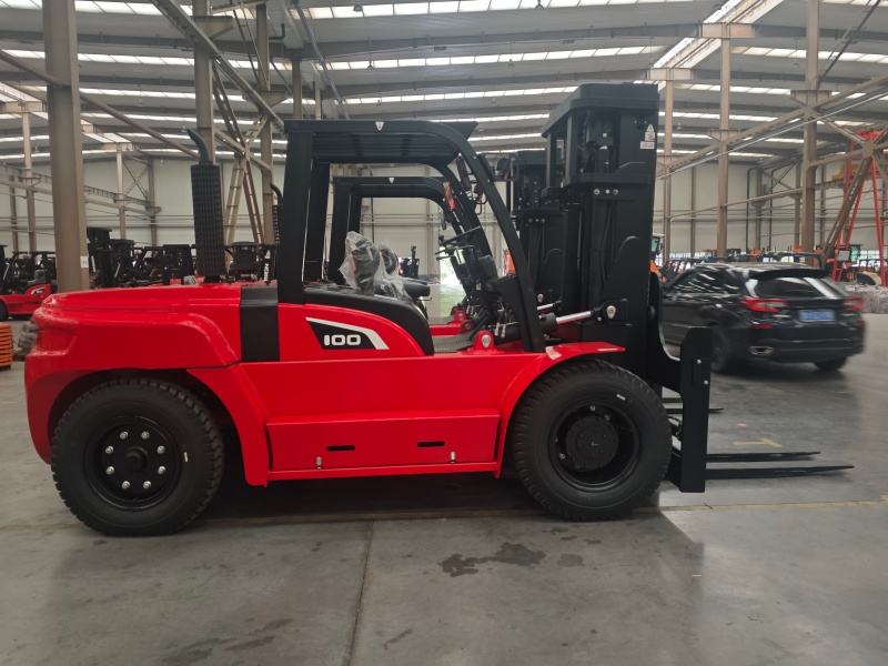 CPCD100 Forklift