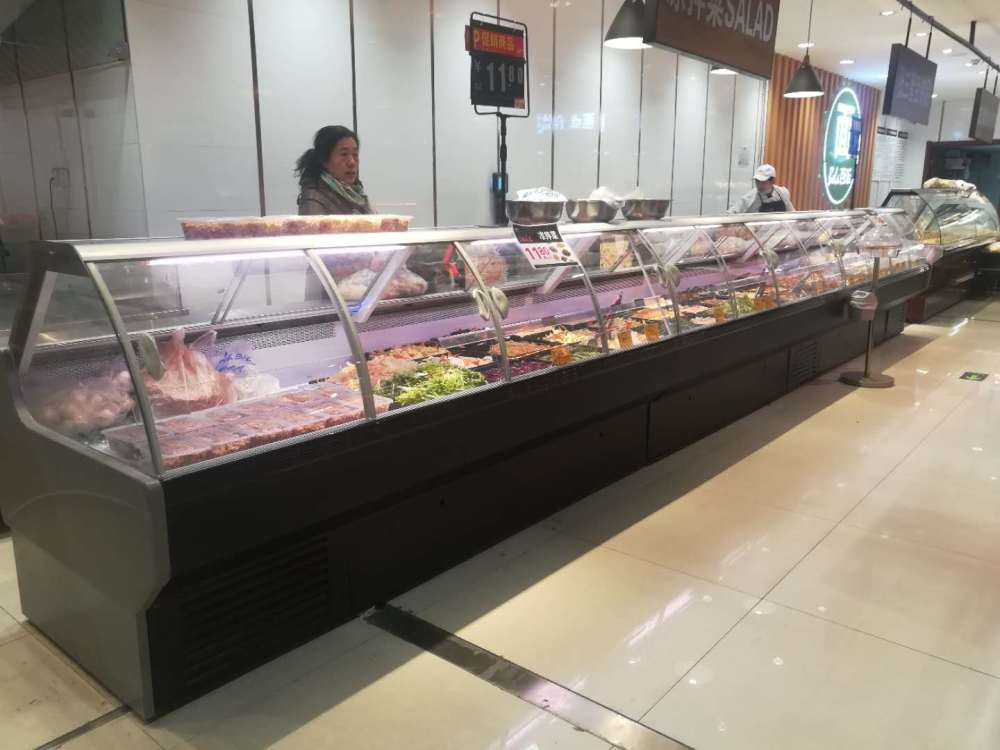 Curved Glass Meat Showcase