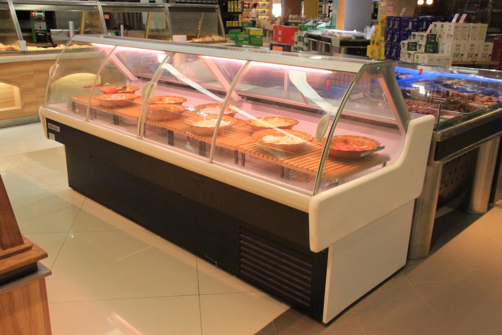 Curved Glass Meat Showcase