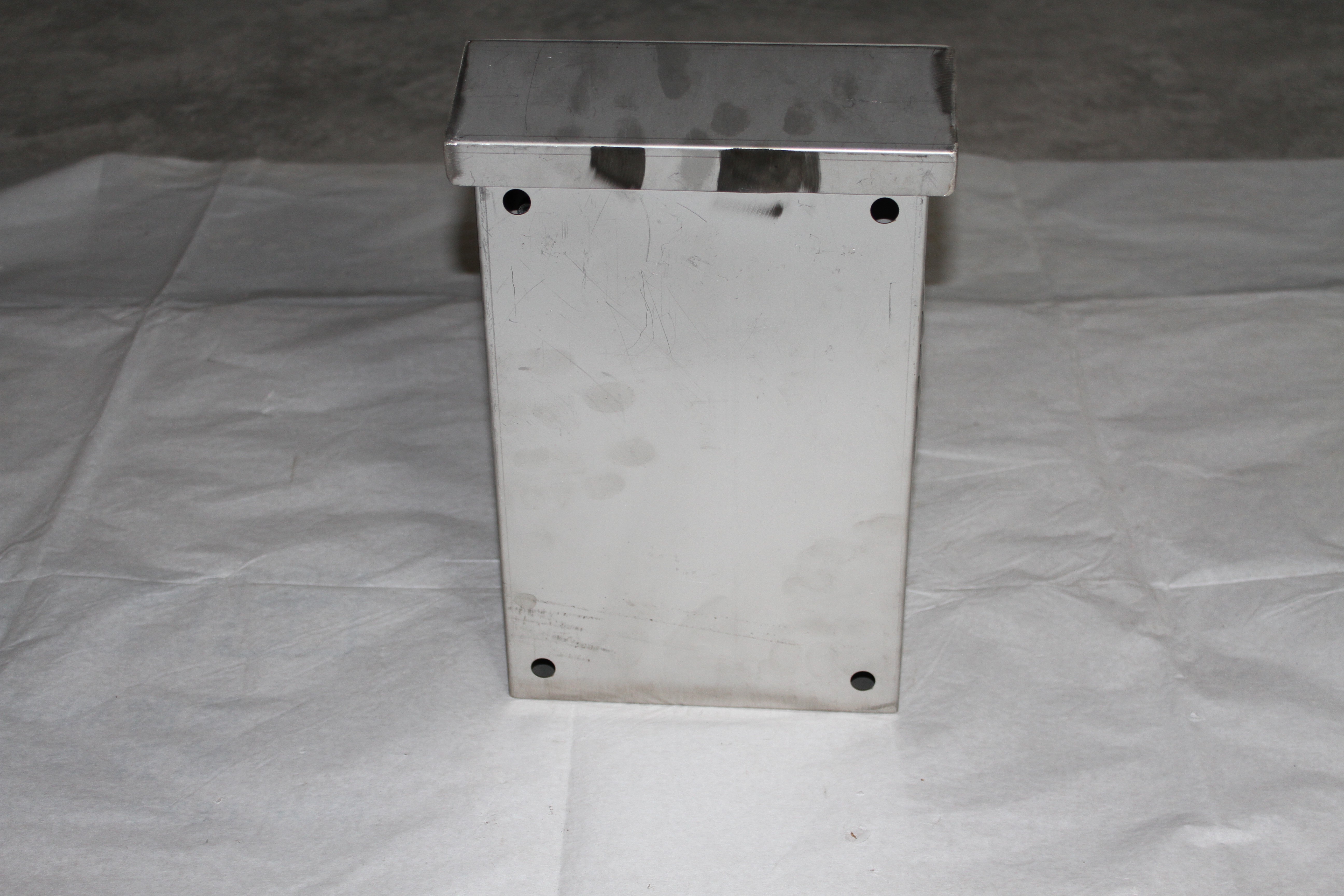 Cabinet waterproof box