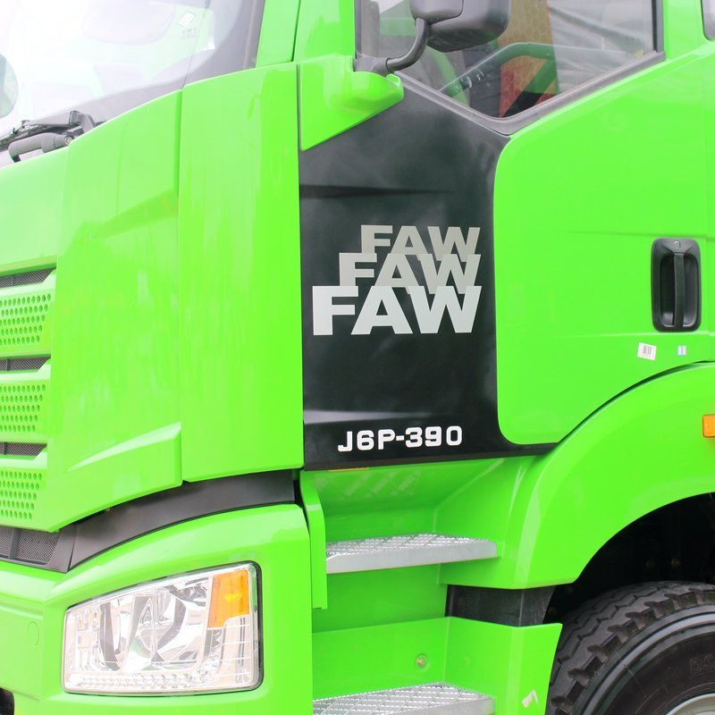 Camion-benne d'occasion 6x4 FAW J6P 390 ch