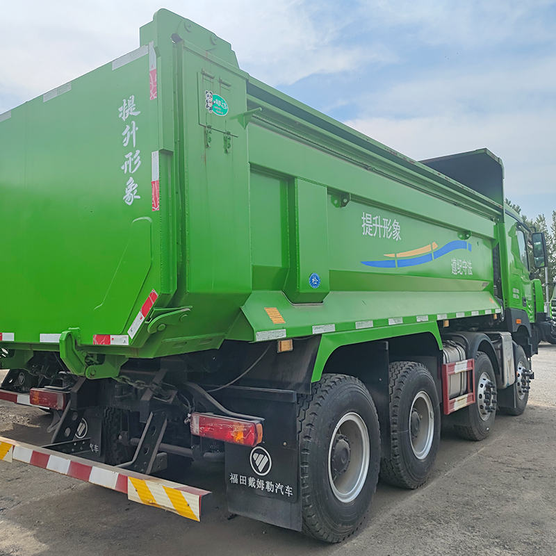 Camion-benne Foton Auman GTL 8x4 à 12 roues