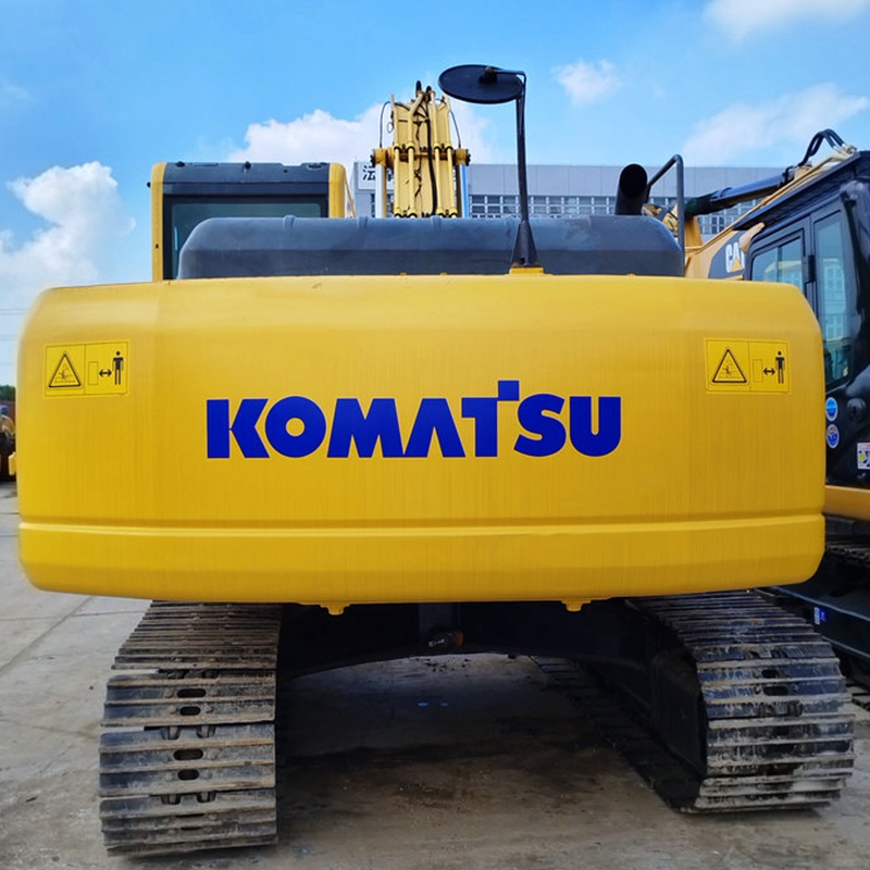 Excavatrice Komatsu PC200 d’occasion de 20 tonnes