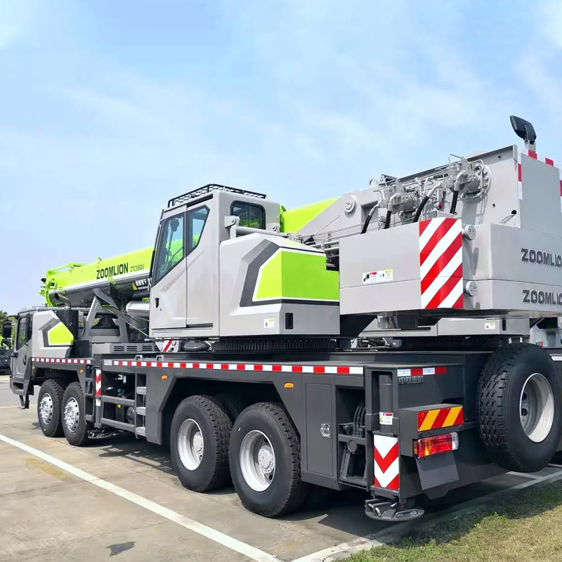 Grue sur camion lourd Zoomlion ZTC550V de 50 tonnes