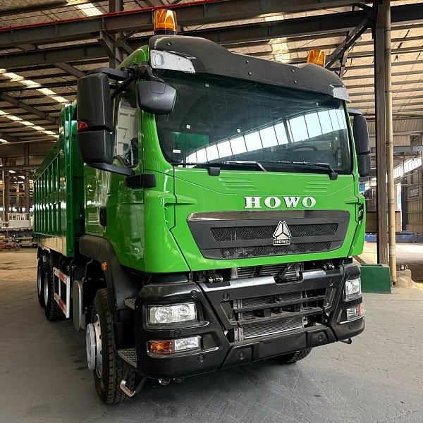 Самосвал Sinotruk Howo 6x4
