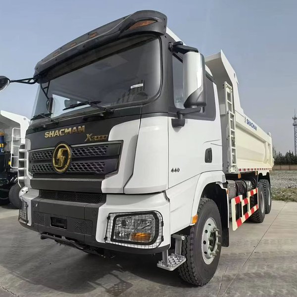 Самосвал Shacman 6x4