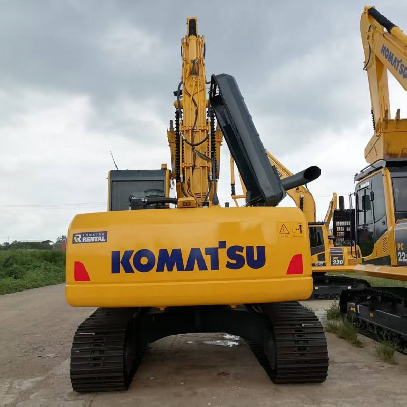 Komatsu PC220 Excavator