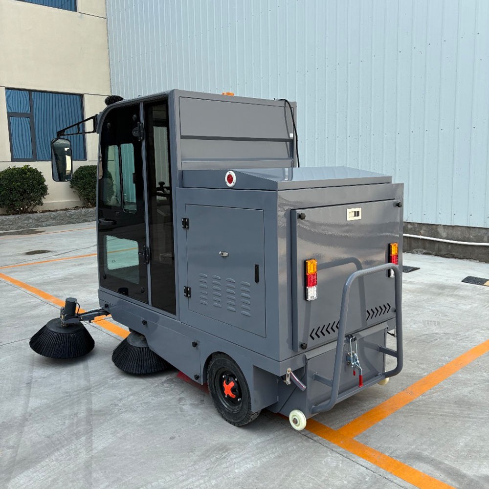 Electric Ride-On New Road Sweeper Truck