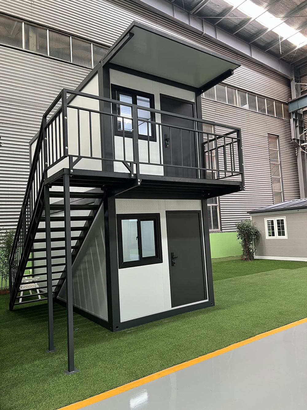 Flat-Pack Container House