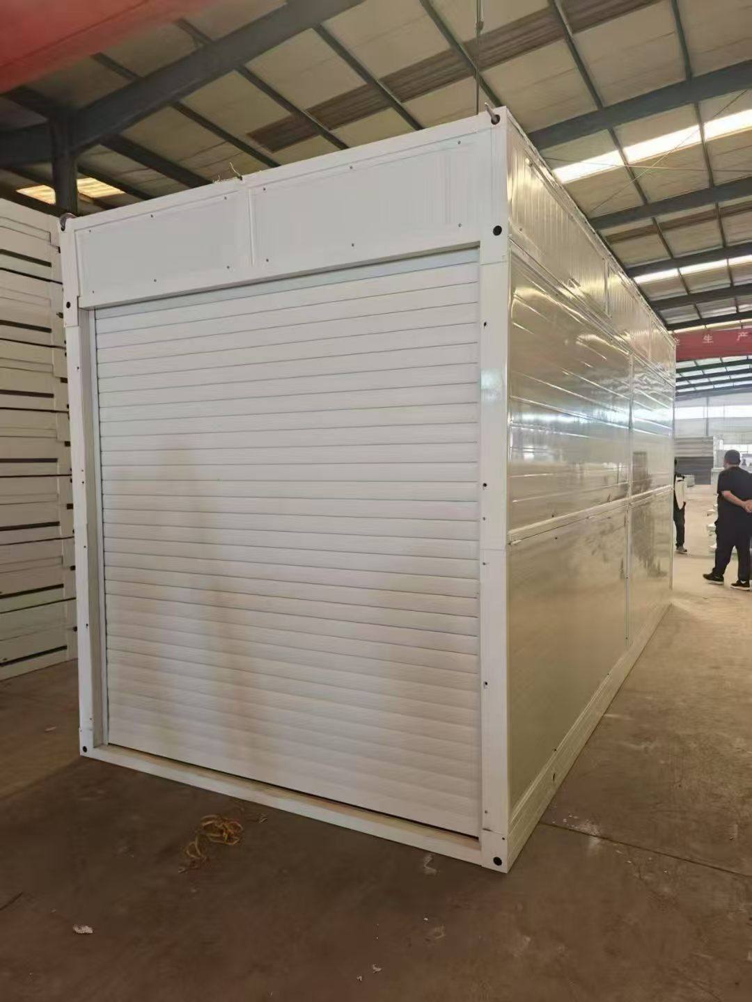Foldable container house