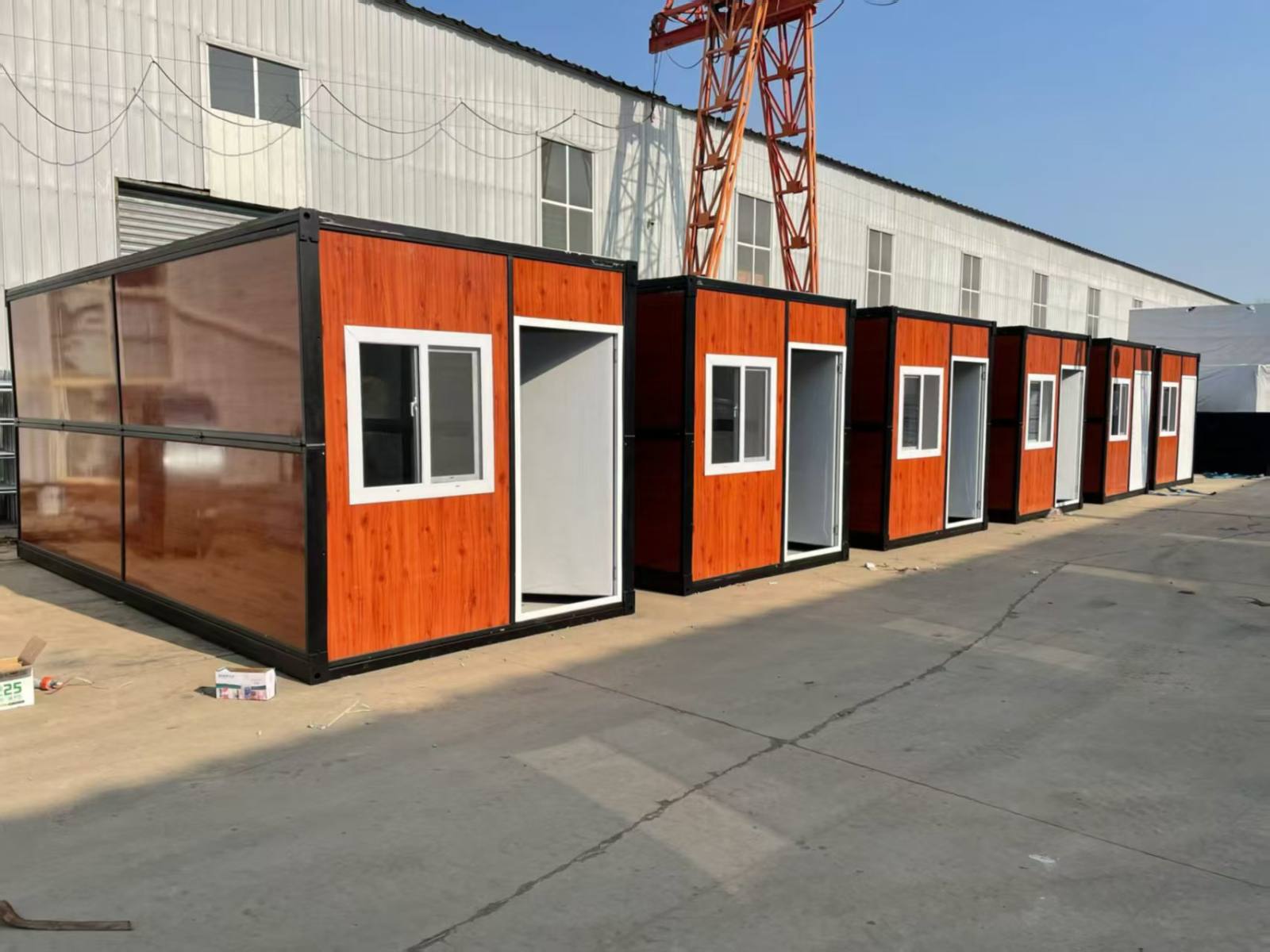 Foldable container house