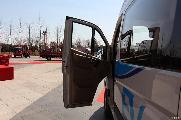 Tuyano EV