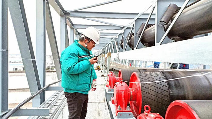 Pipe Conveyors - closed transportation for bulk materials