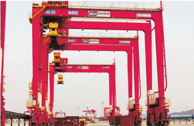 RPIC makes new achievement on the portal crane