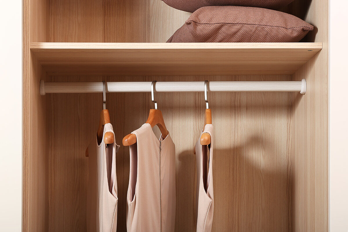 Modern Beige Lacquer Sliding Wardrobe DS21-YG02