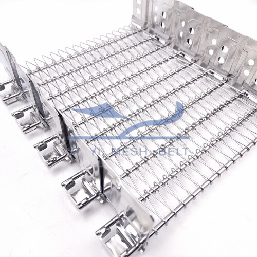 Self-Stacking Belt