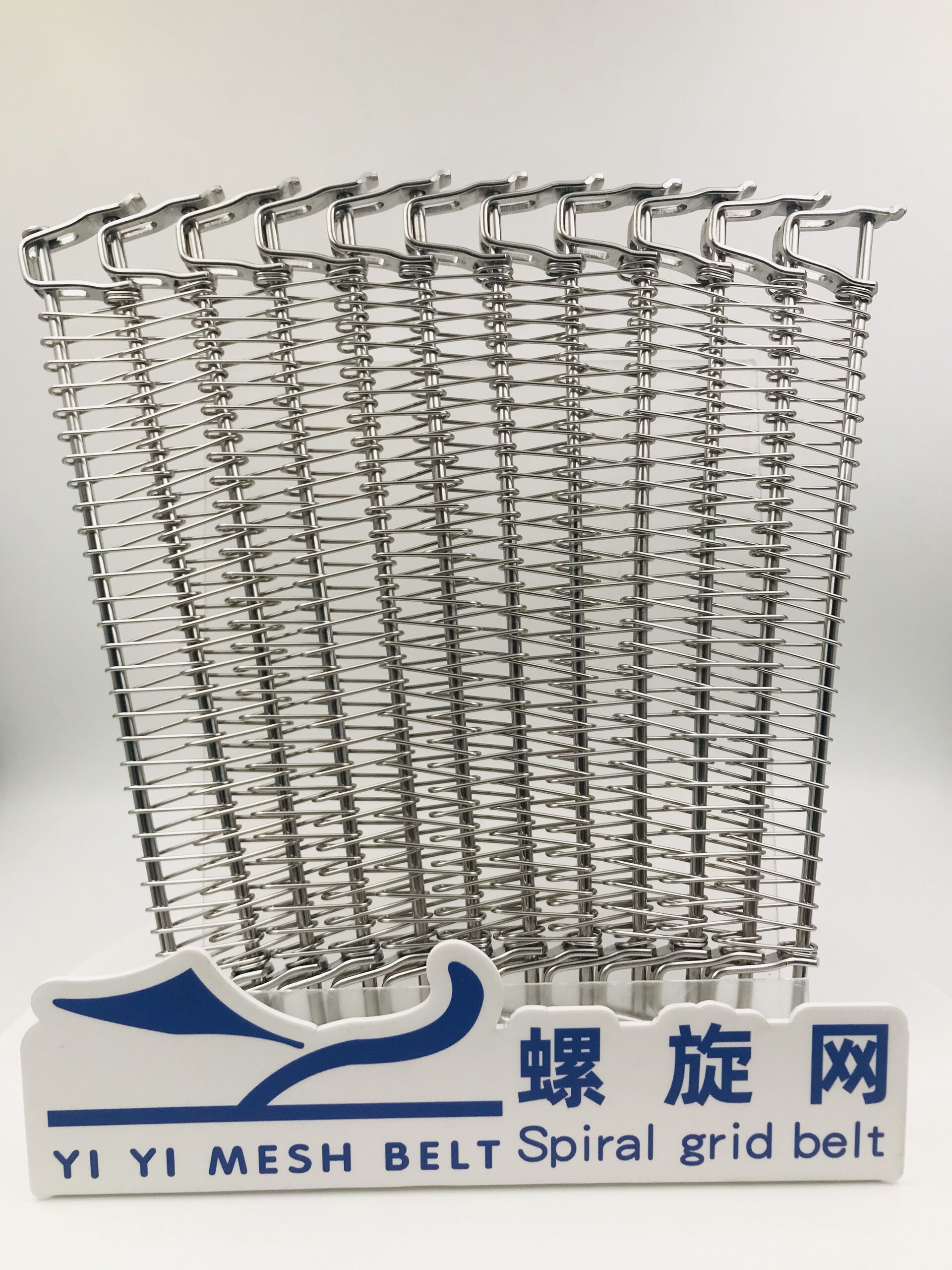Stainless steel conveyor belt service life introduction