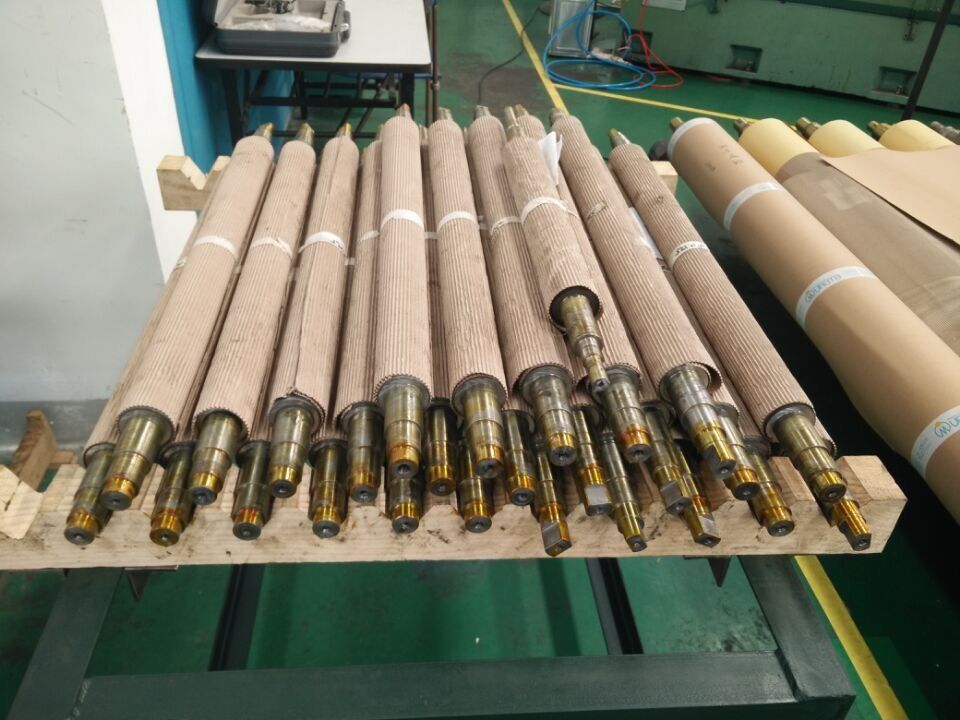 How to Select the Right Ceramic Anilox Roller for Your Printing Machine?