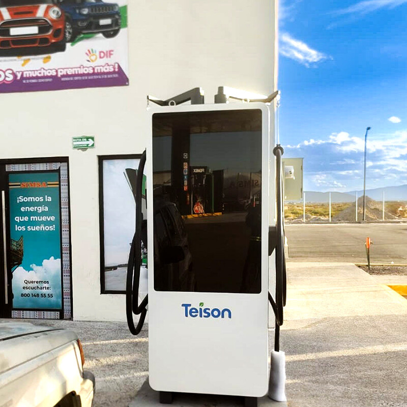Teison Dual Level3 DC Charging Station With 43' inch Media Screen
