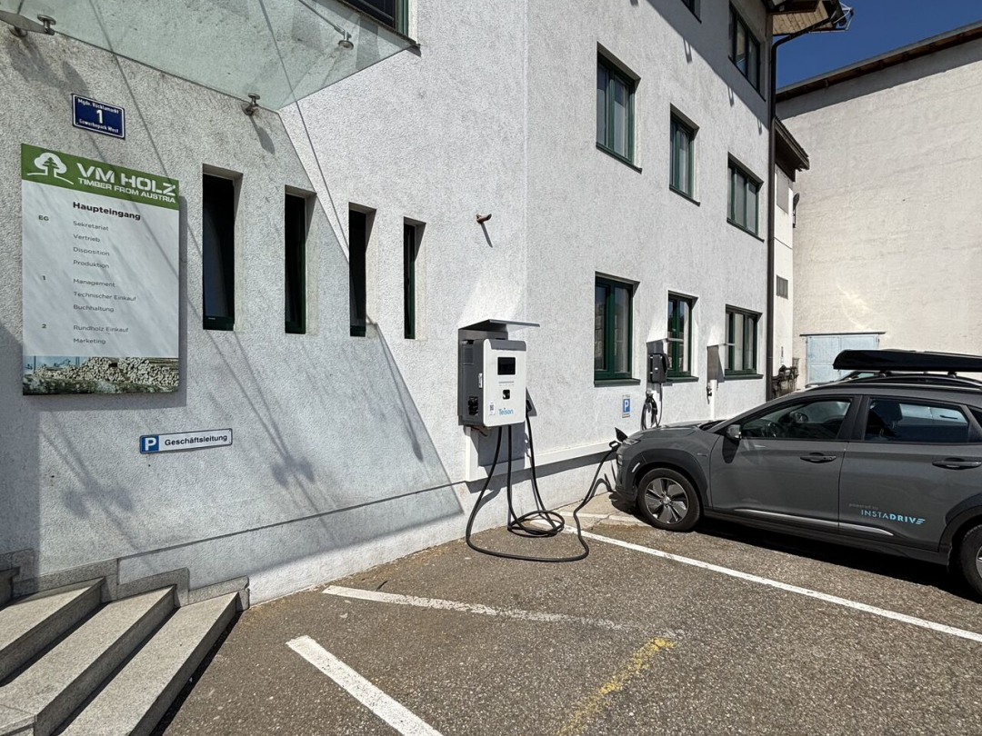 Teison 40kW DC MINI EV Fast Charger with Dual CCS2 plug installed in Austria，2025