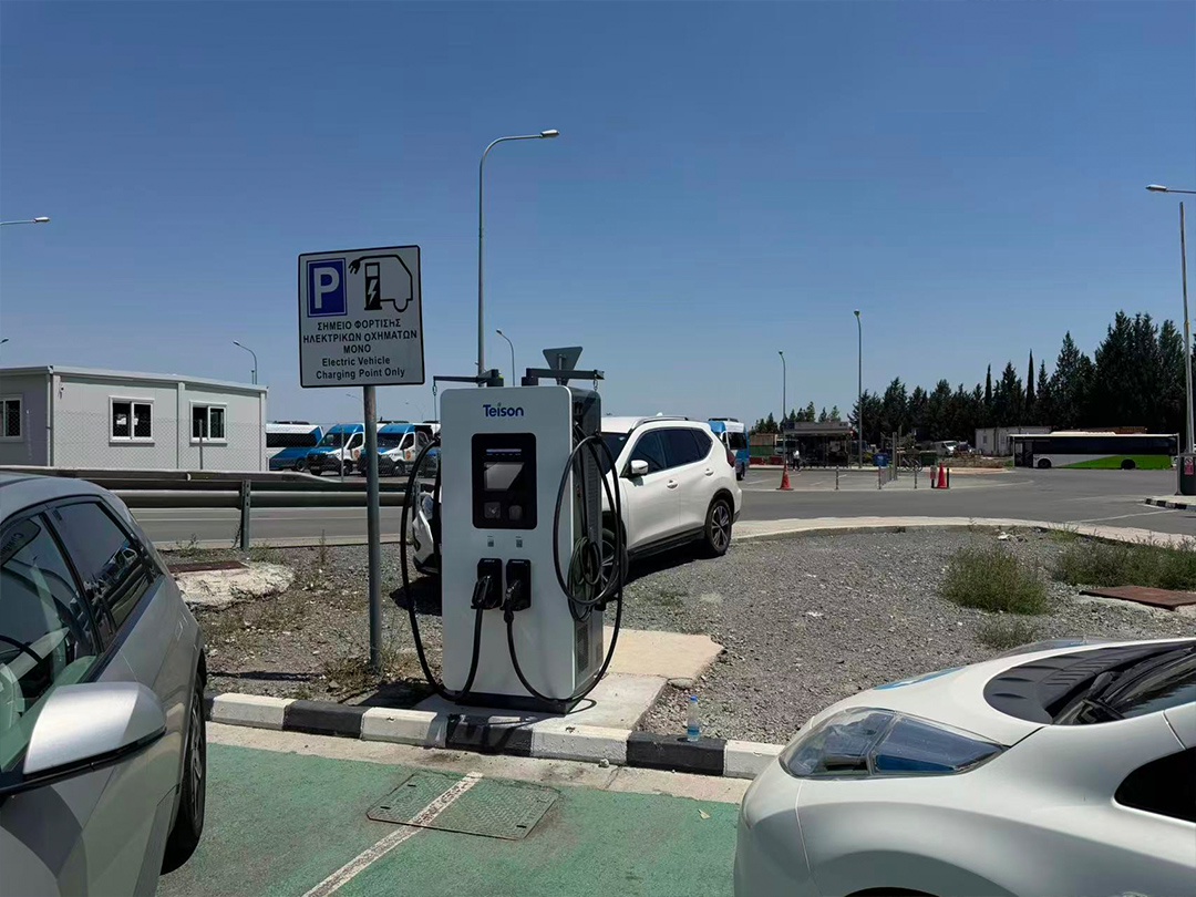 Cargadores para vehículos eléctricos Teison DC Pro de 120 kW instalados en Chipre, 2026