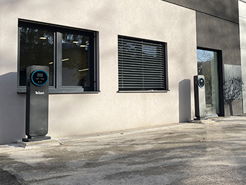Teison 2*22kW 2Guns Floor-Mounted AC Charger Station in Slovenia, 2023