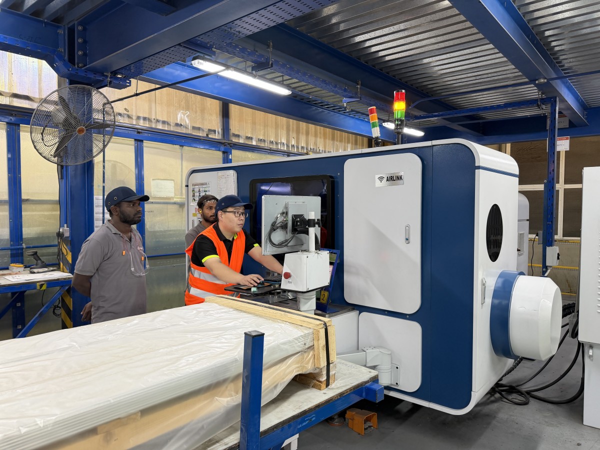 busbar machine Команда обслуживания Beiene в ОАЭ