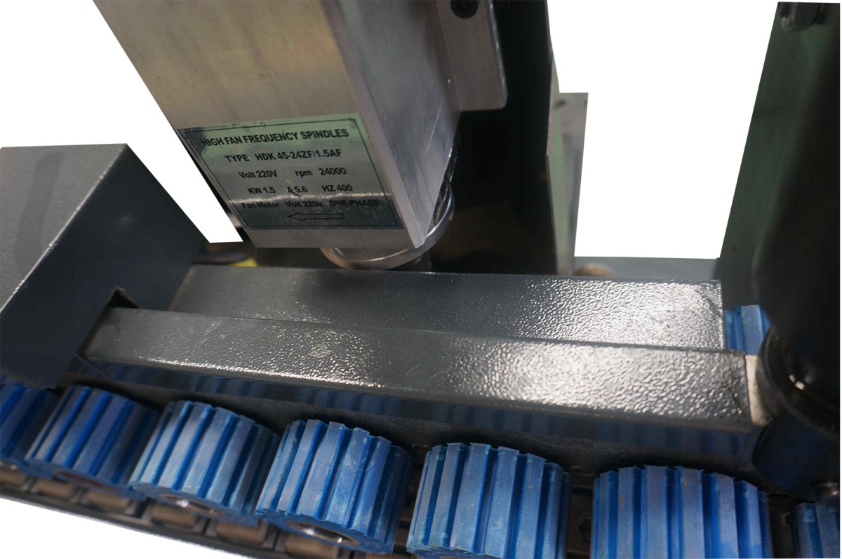 QHW-MDF Wood Gilding Machine