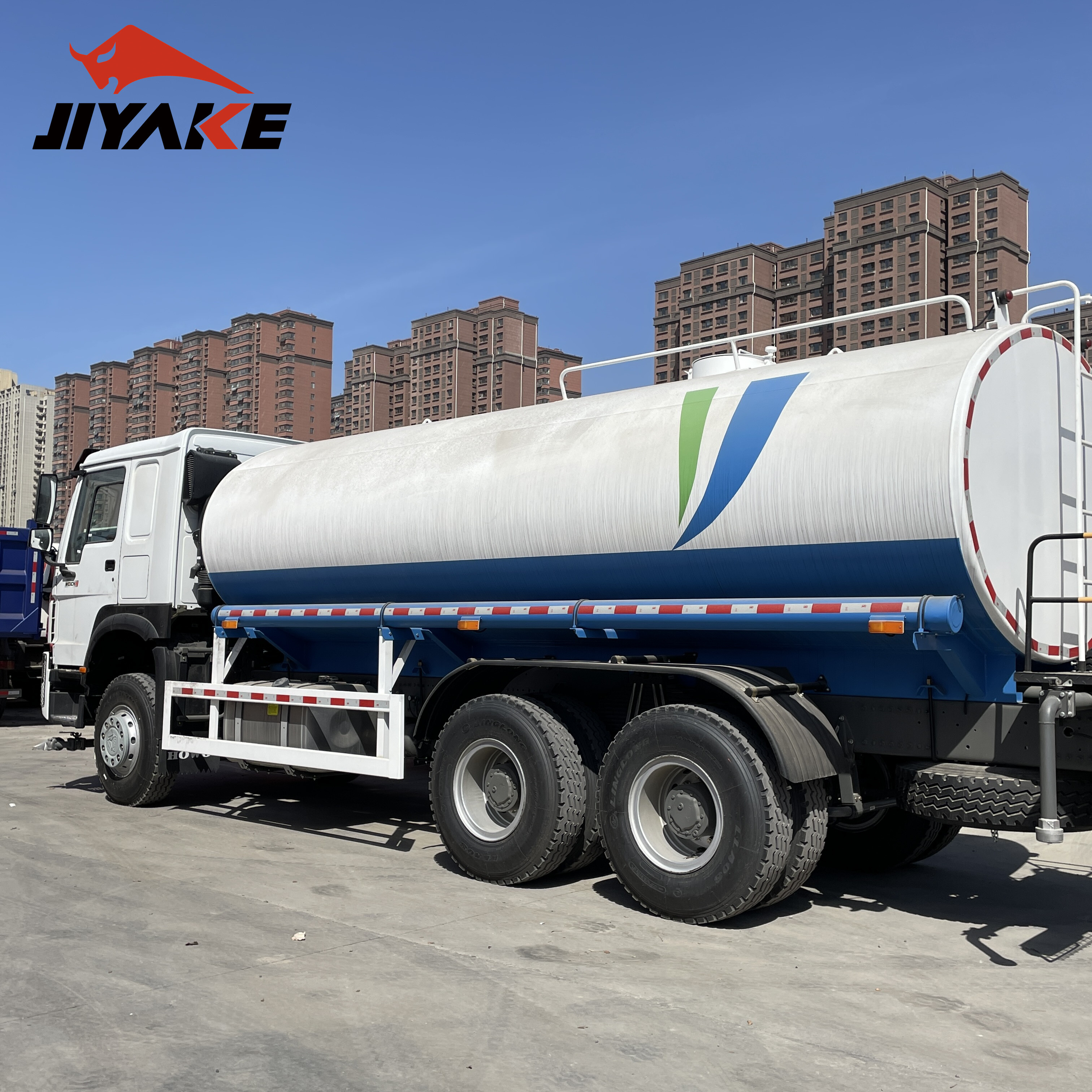 Water tank truck Water tank truck