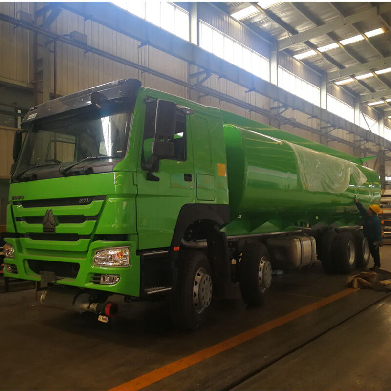 Fuel tanker truck