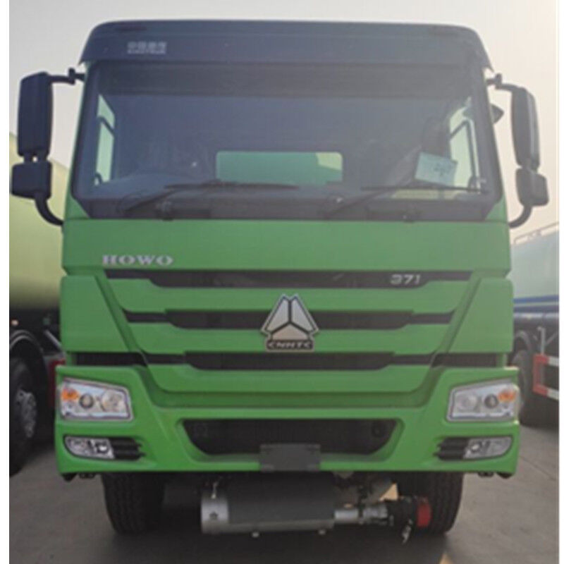 Fuel tanker truck