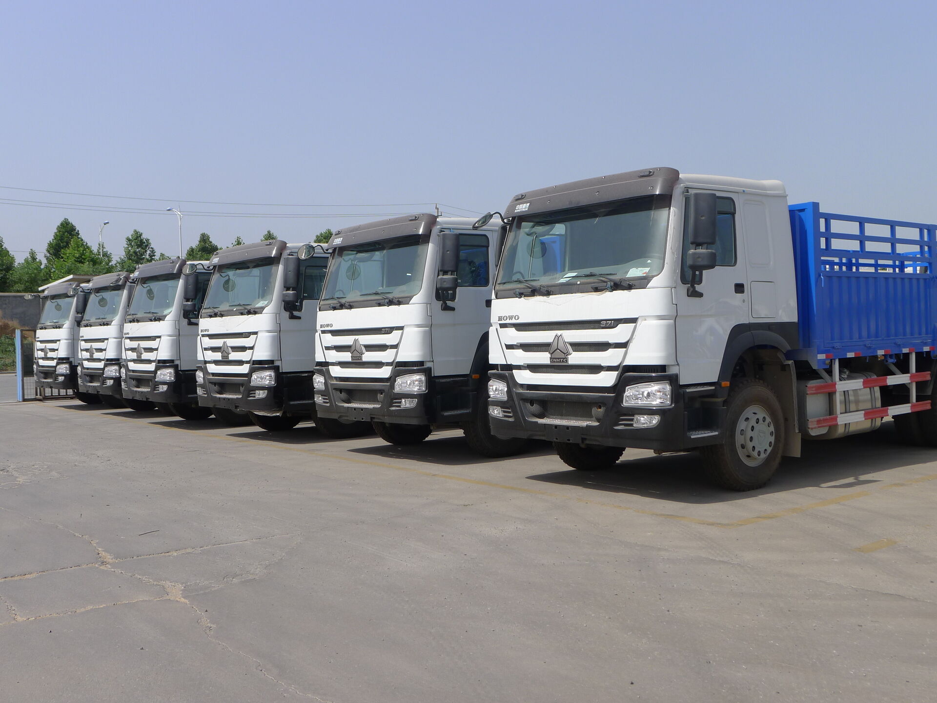 371hp cargo truck