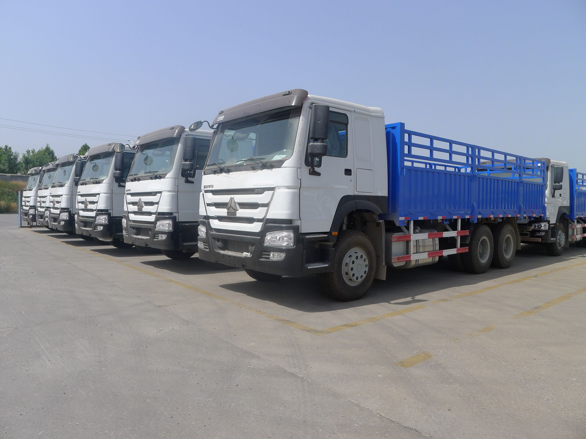 371hp cargo truck